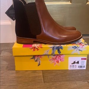 Size 9/ 39EU Joules women’s bootie